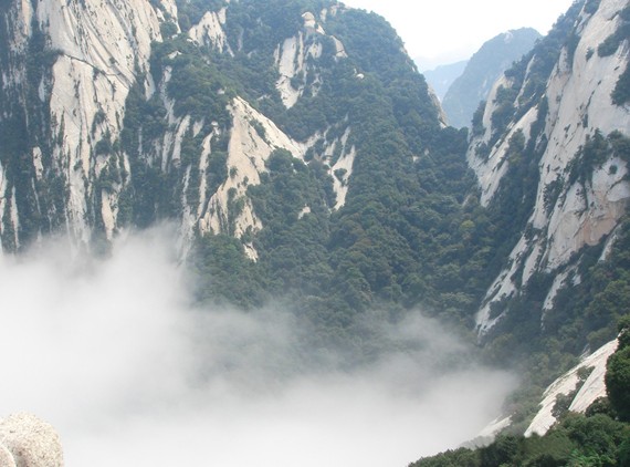 古城西安+兵馬俑+華山+延安壺口瀑布雙臥八日精品游（無自費無購物）hy